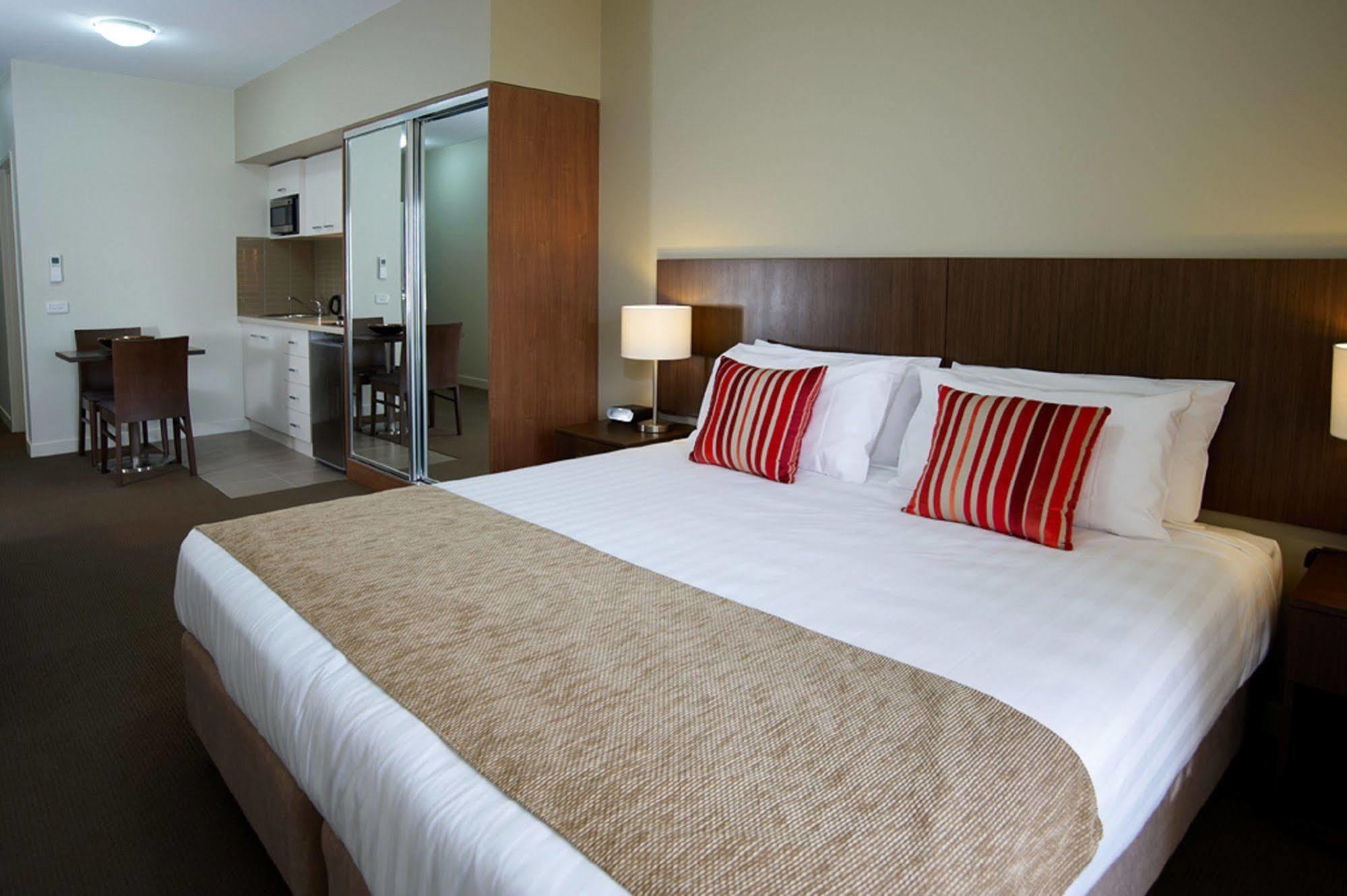 Quest Mildura Aparthotel Exterior photo