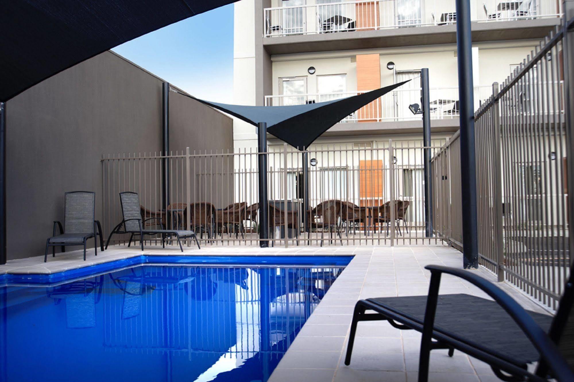 Quest Mildura Aparthotel Exterior photo